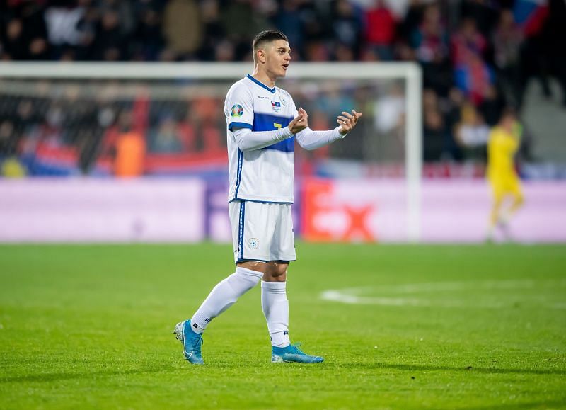 Rashica's versatility is a valuable asset in his arsenal